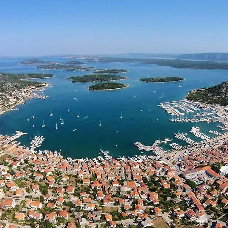 Nada- 150m From Sea Murter