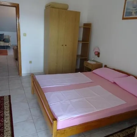 Apartment Nada- 150m From Sea Murter
