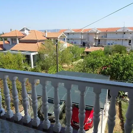 Nada- 150m From Sea Apartment Murter