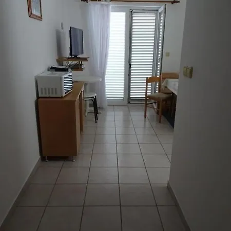 Apartment Nada- 150m From Sea *